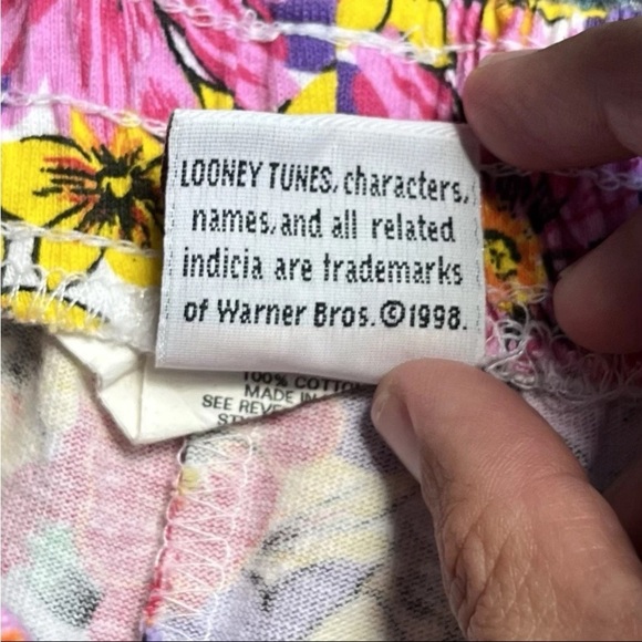 Vtg 90s Looney Tunes Floral Shorts Sz M (photos) Sylvester Tweety Warner Bros EC - Picture 8 of 13